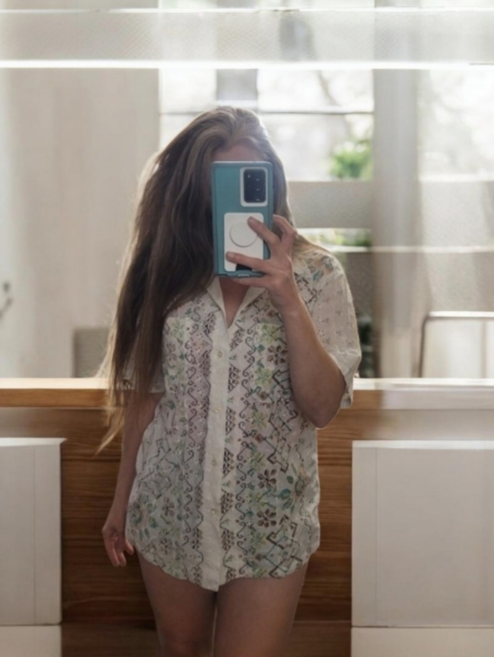Sea God White Floral Embroidered Button Down Shirt Large